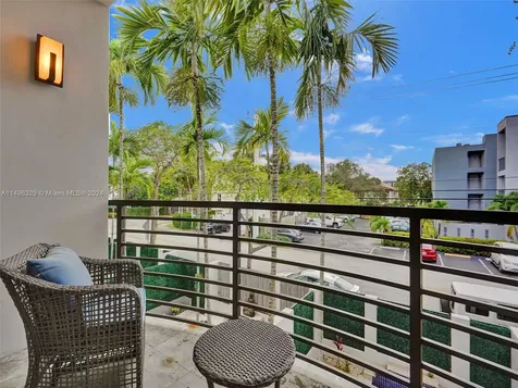 610 NE 14th Avenue Fort Lauderdale FL 33304