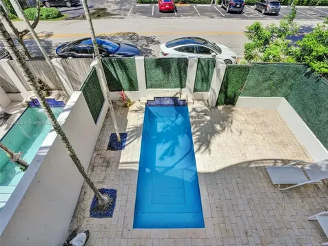 610 NE 14th Avenue Fort Lauderdale FL 33304