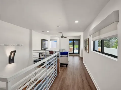 610 NE 14th Avenue Fort Lauderdale FL 33304