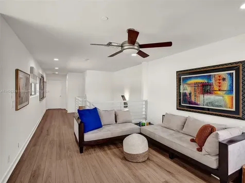 610 NE 14th Avenue Fort Lauderdale FL 33304