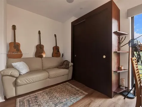 610 NE 14th Avenue Fort Lauderdale FL 33304