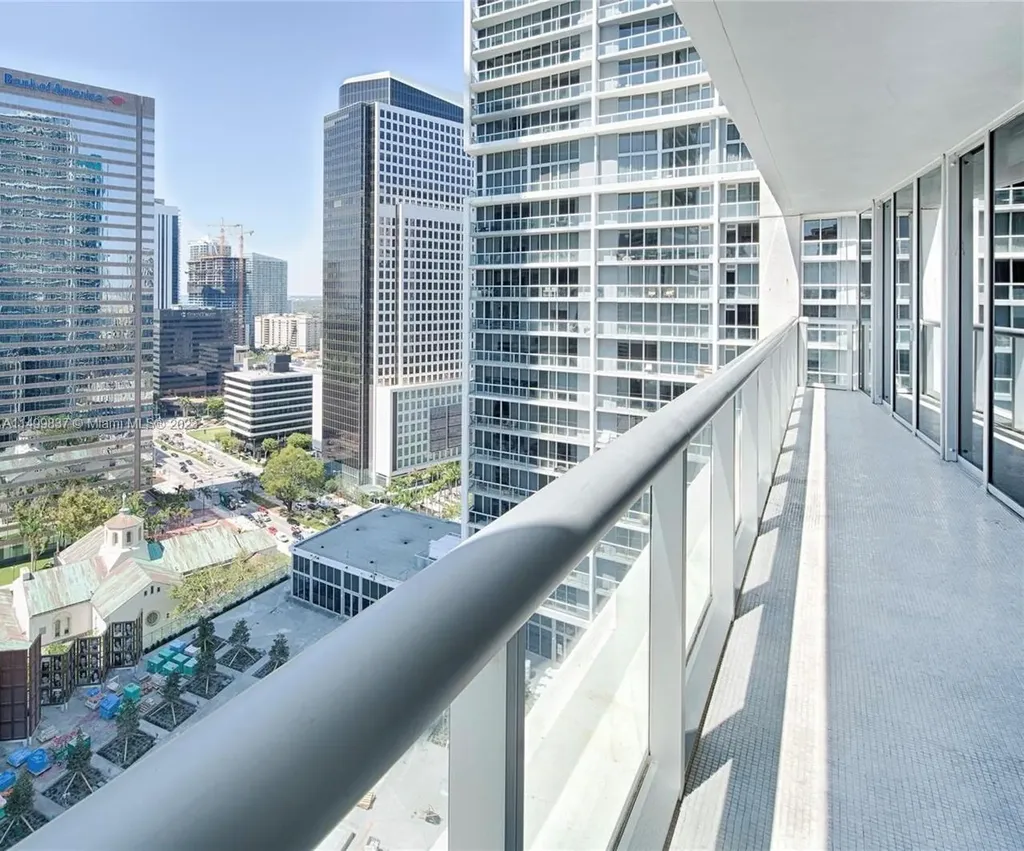 475 Brickell Avenue Miami FL 33131
