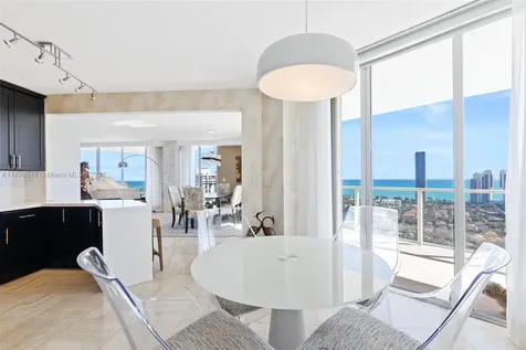19500 Turnberry Way Aventura FL 33180