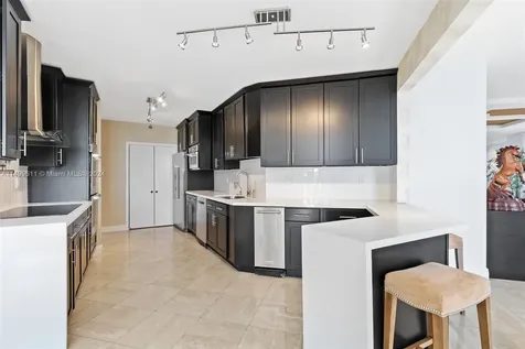 19500 Turnberry Way Aventura FL 33180