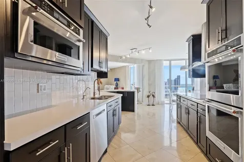 19500 Turnberry Way Aventura FL 33180