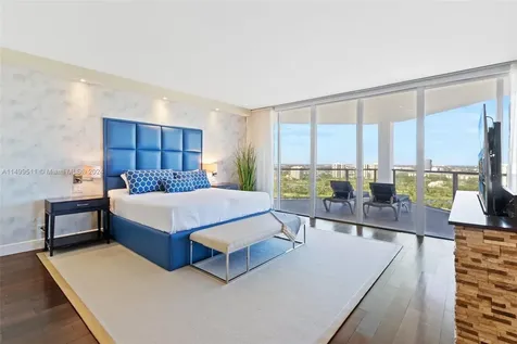 19500 Turnberry Way Aventura FL 33180