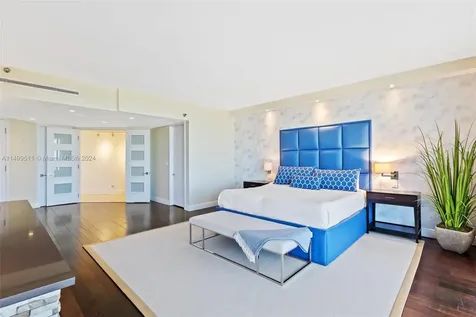 19500 Turnberry Way Aventura FL 33180