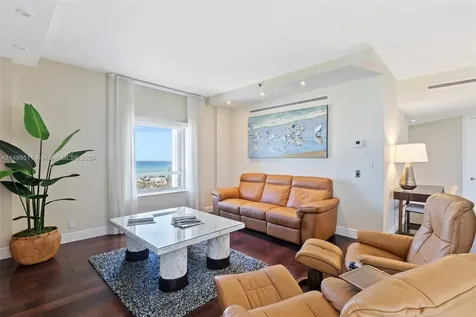 19500 Turnberry Way Aventura FL 33180