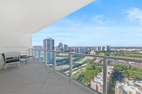 19500 Turnberry Way Aventura FL 33180