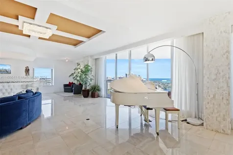 19500 Turnberry Way Aventura FL 33180