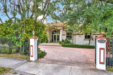 5750 SW 67th Avenue South Miami FL 33143