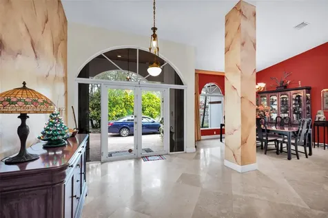 5750 SW 67th Avenue South Miami FL 33143