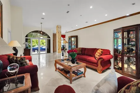 5750 SW 67th Avenue South Miami FL 33143