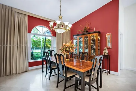 5750 SW 67th Avenue South Miami FL 33143