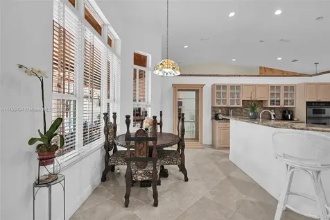 5750 SW 67th Avenue South Miami FL 33143