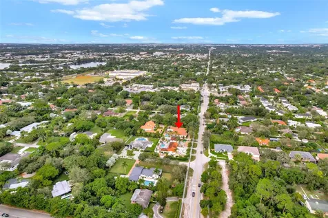 5750 SW 67th Avenue South Miami FL 33143