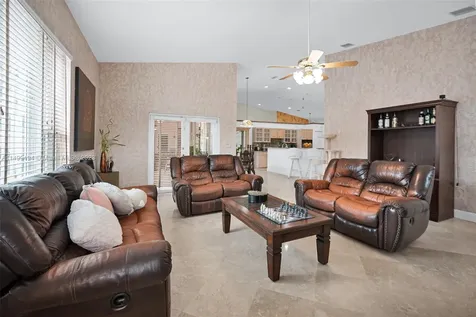 5750 SW 67th Avenue South Miami FL 33143