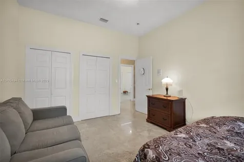5750 SW 67th Avenue South Miami FL 33143