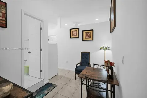 5750 SW 67th Avenue South Miami FL 33143
