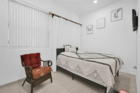 5750 SW 67th Avenue South Miami FL 33143