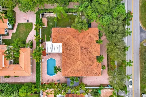 5750 SW 67th Avenue South Miami FL 33143