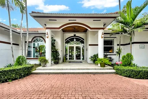 5750 SW 67th Avenue South Miami FL 33143