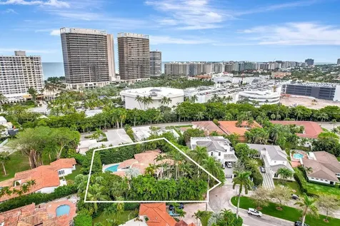 61 Camden Court Bal Harbour FL 33154