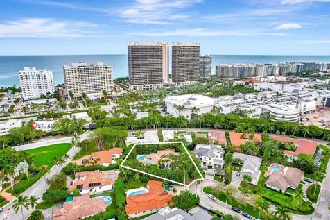 61 Camden Court Bal Harbour FL 33154