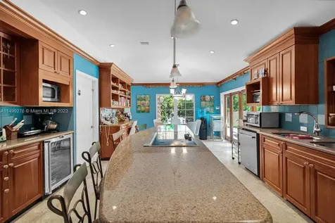 61 Camden Court Bal Harbour FL 33154