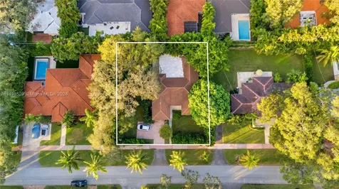 435 Castania Avenue Coral Gables FL 33146