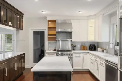 435 Castania Avenue Coral Gables FL 33146