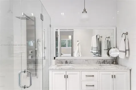 435 Castania Avenue Coral Gables FL 33146