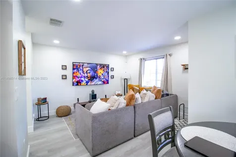 18706 SW 100th Avenue Cutler Bay FL 33157