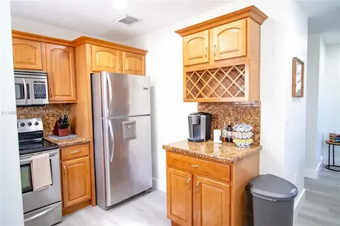 18706 SW 100th Avenue Cutler Bay FL 33157