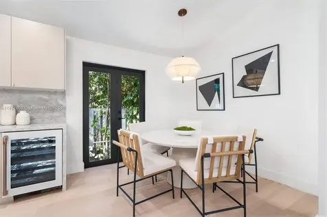 754 W 51st Street Miami Beach FL 33140