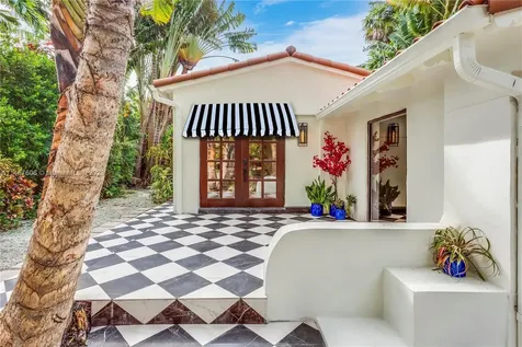 754 W 51st Street Miami Beach FL 33140