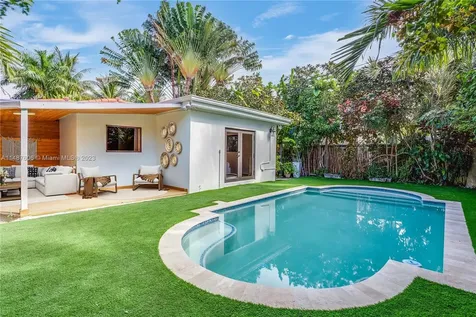 754 W 51st Street Miami Beach FL 33140