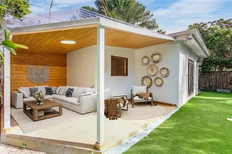 754 W 51st Street Miami Beach FL 33140