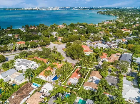 754 W 51st Street Miami Beach FL 33140
