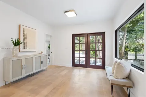 754 W 51st Street Miami Beach FL 33140