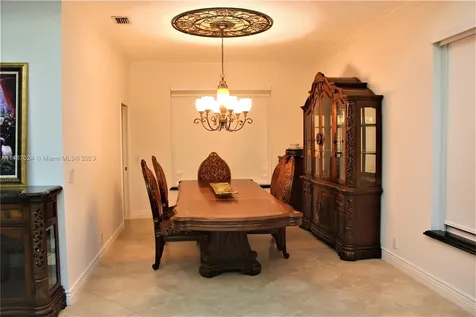 1173 NW 184th Terrace Pembroke Pines FL 33029