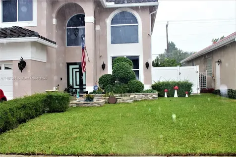 1173 NW 184th Terrace Pembroke Pines FL 33029