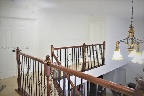 1173 NW 184th Terrace Pembroke Pines FL 33029