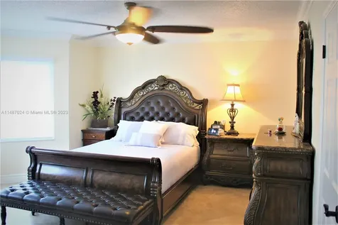 1173 NW 184th Terrace Pembroke Pines FL 33029