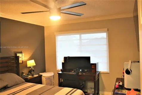 1173 NW 184th Terrace Pembroke Pines FL 33029