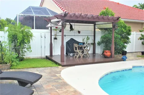 1173 NW 184th Terrace Pembroke Pines FL 33029