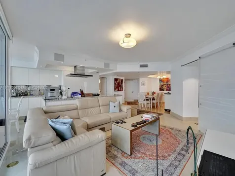 21055 Yacht Club Drive Aventura FL 33180