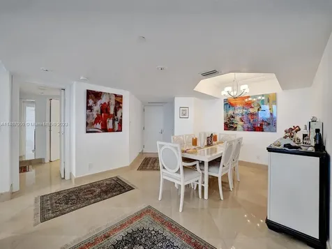 21055 Yacht Club Drive Aventura FL 33180