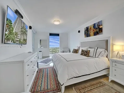 21055 Yacht Club Drive Aventura FL 33180