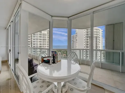21055 Yacht Club Drive Aventura FL 33180